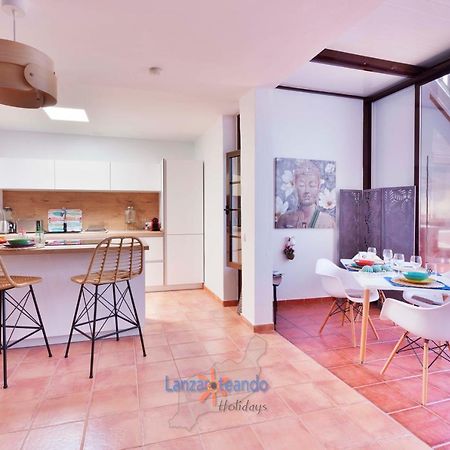 Vivienda Vacacional Casa Shanti Puerto Calero Exteriör bild